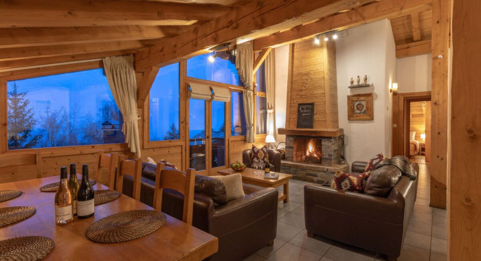 Chalet Le Bisolet, Courchevel 1650 ski chalet, image 2